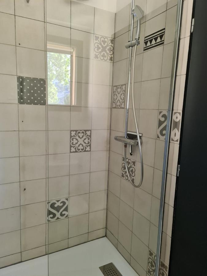 Le Gite Des Cadieres Apartment Evenos ภายนอก รูปภาพ